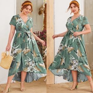 Plus size floral print belted maxi dress